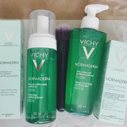 /img/26412-vichy-product-selection.webp