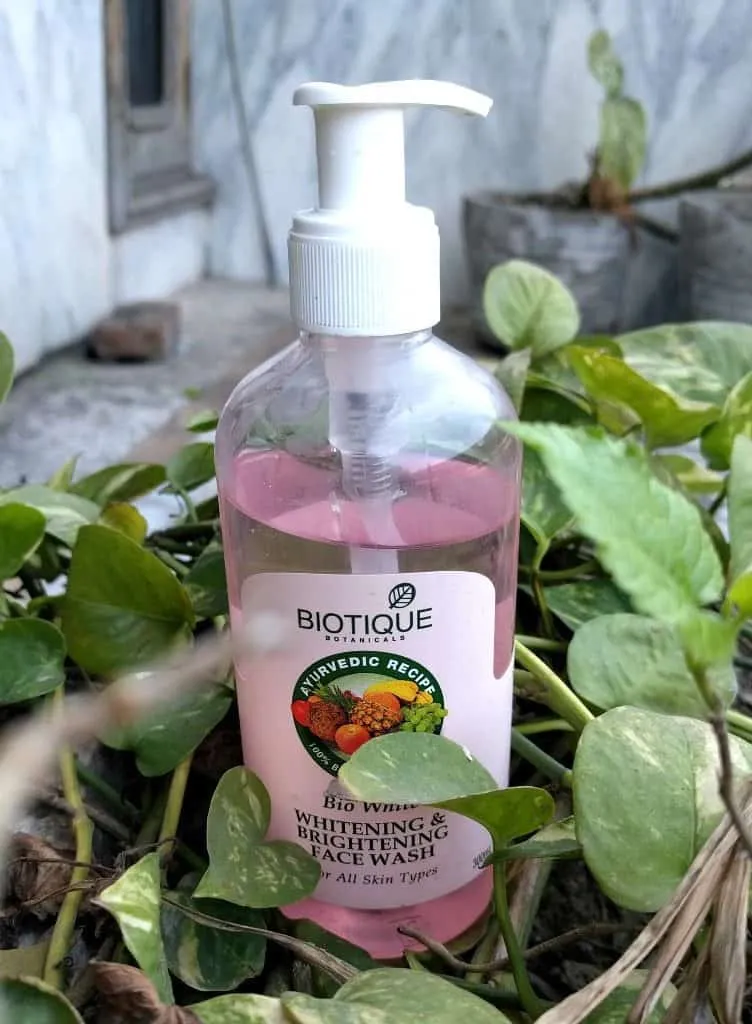 26421 biotique face wash packaging