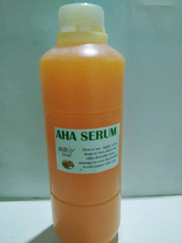 26439 aha whitening serum packaging