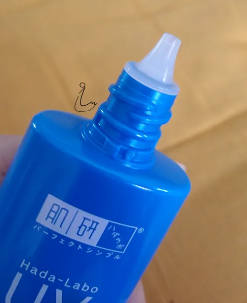 26473 glowing skin woman